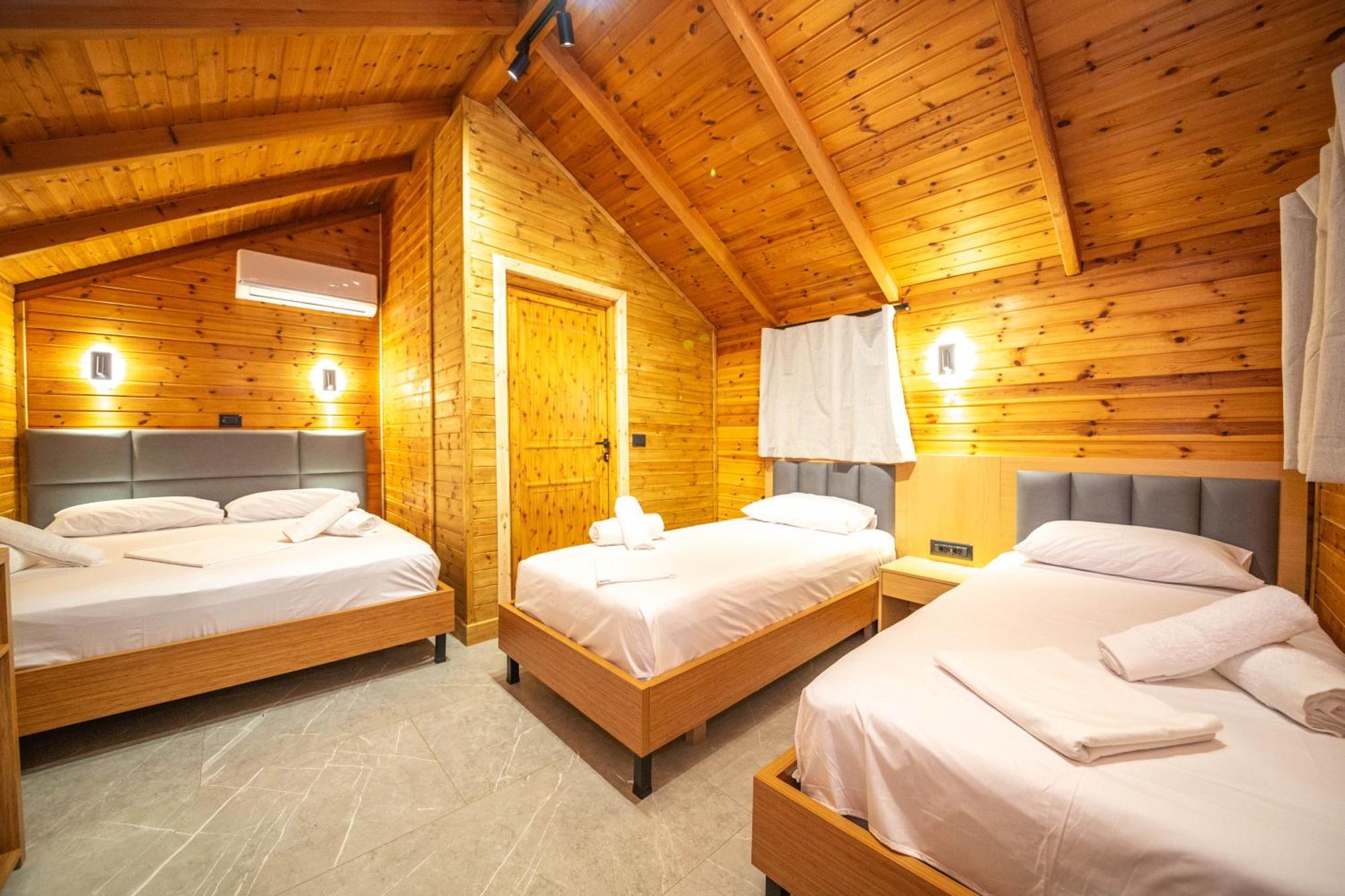 Lodges Shen Nikolla Dhermi Exterior photo