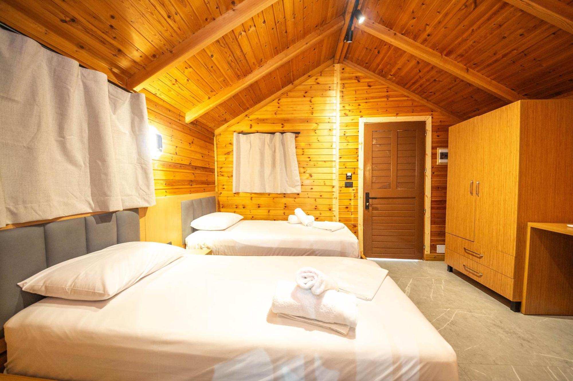 Lodges Shen Nikolla Dhermi Exterior photo